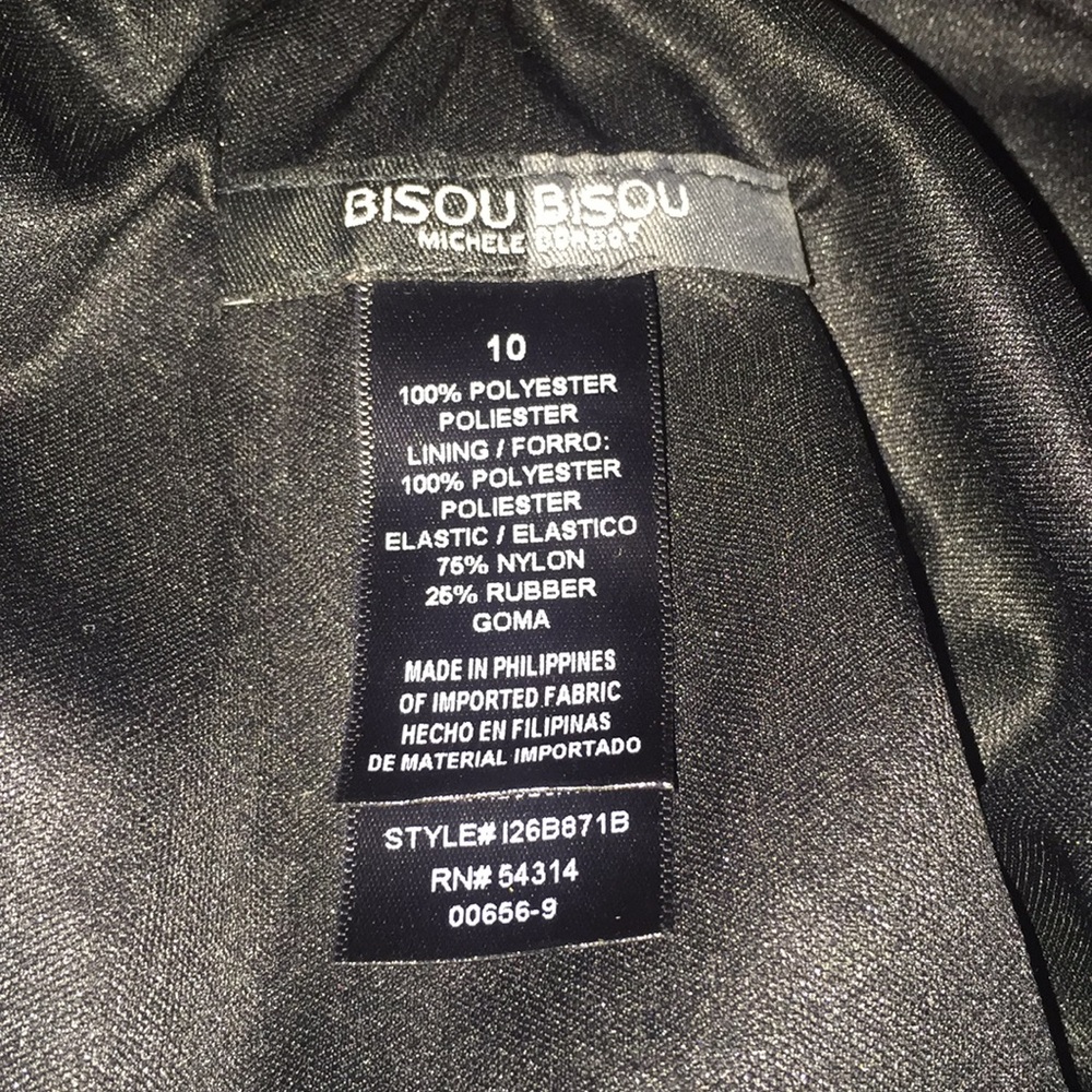 Dress - Picture 4 of 5